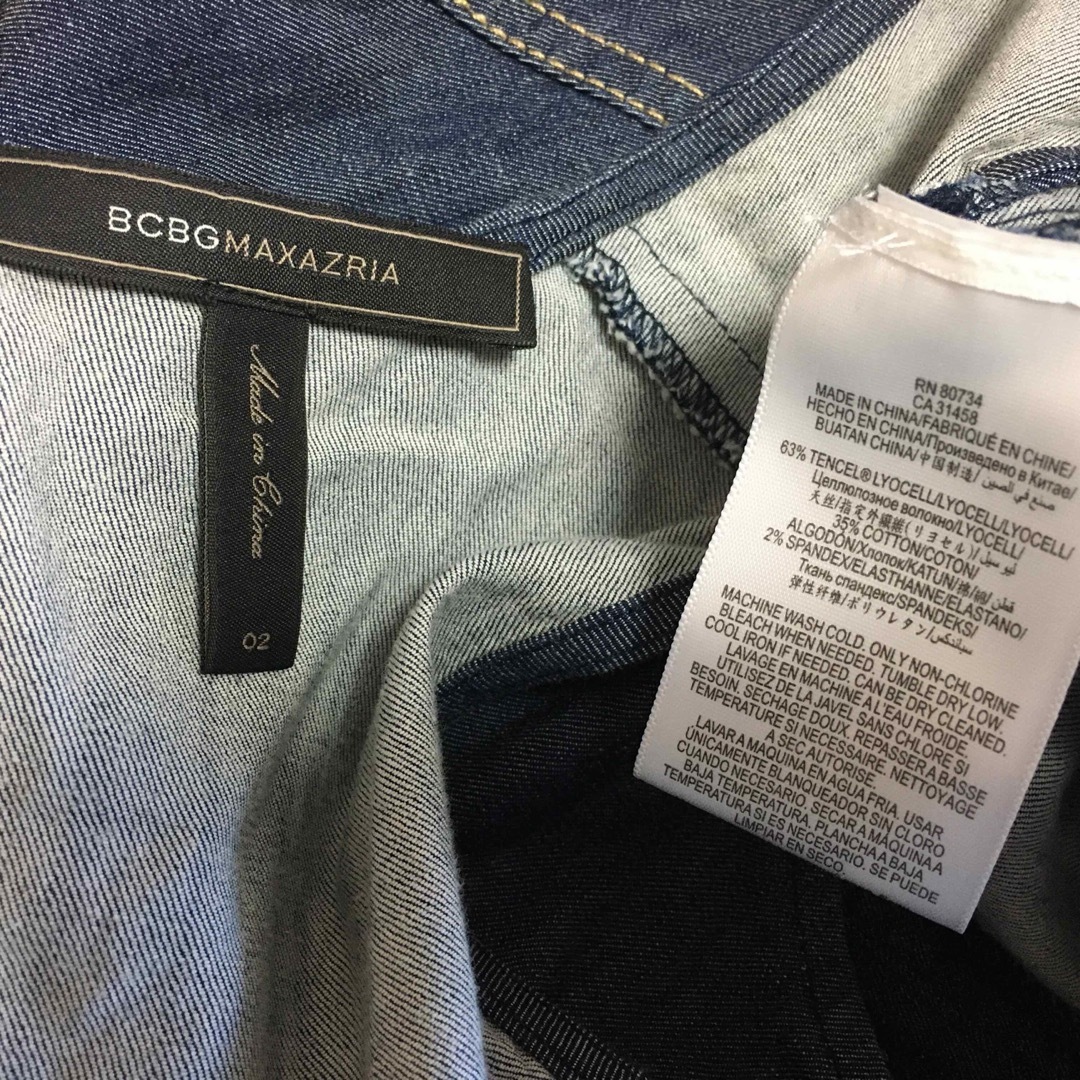 BCBGMAXAZRIA(ビーシービージーマックスアズリア)のBCBGMAXAZRIA　DENIMU　ワンピース レディースのワンピース(ひざ丈ワンピース)の商品写真