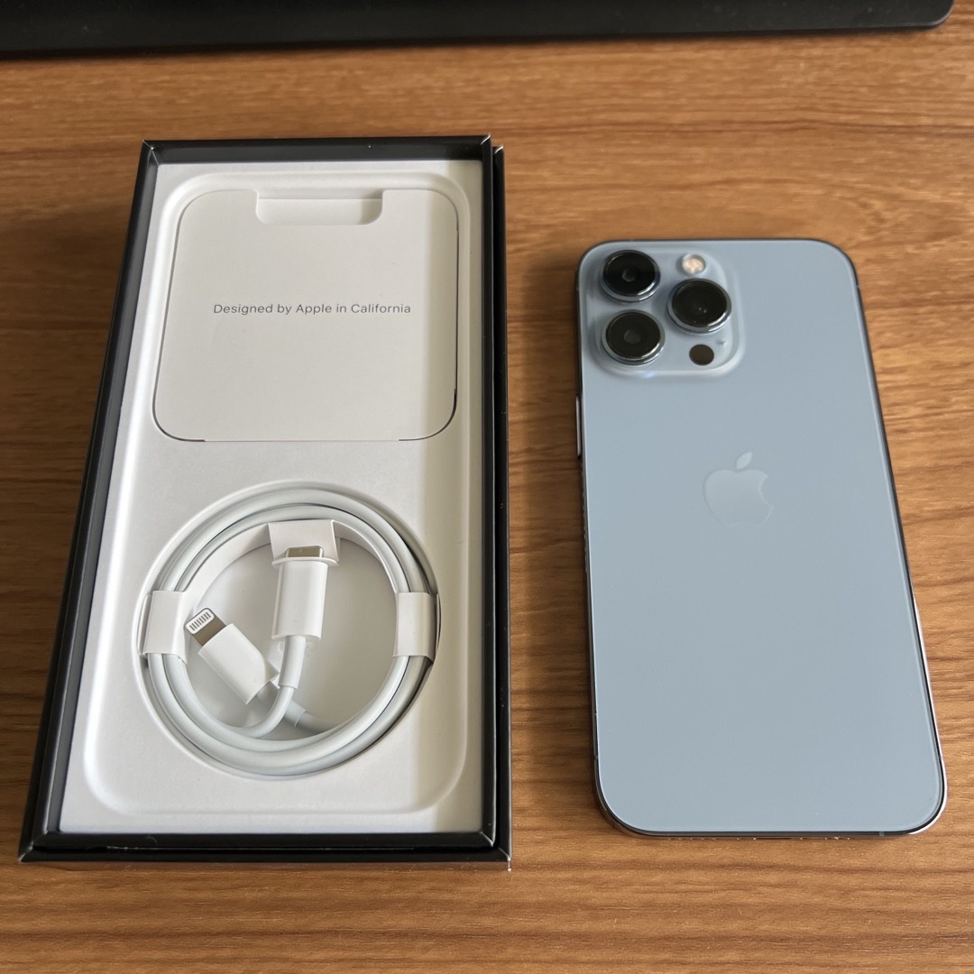 超美品アップル iPhone13 Pro 256GB シエラブルー