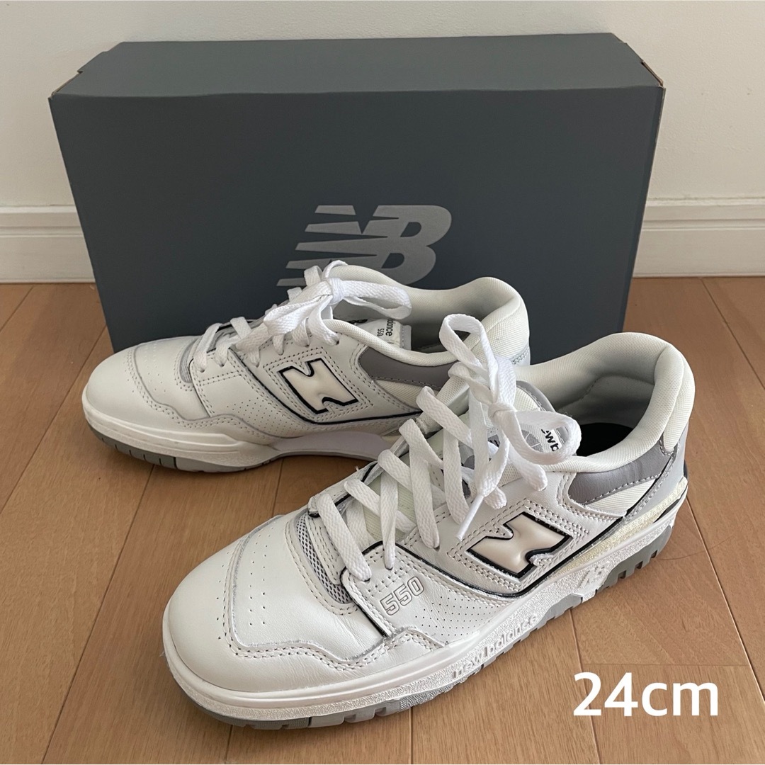 【新品未使用】23㎝ NewBalance ニューバランス BB550PWA