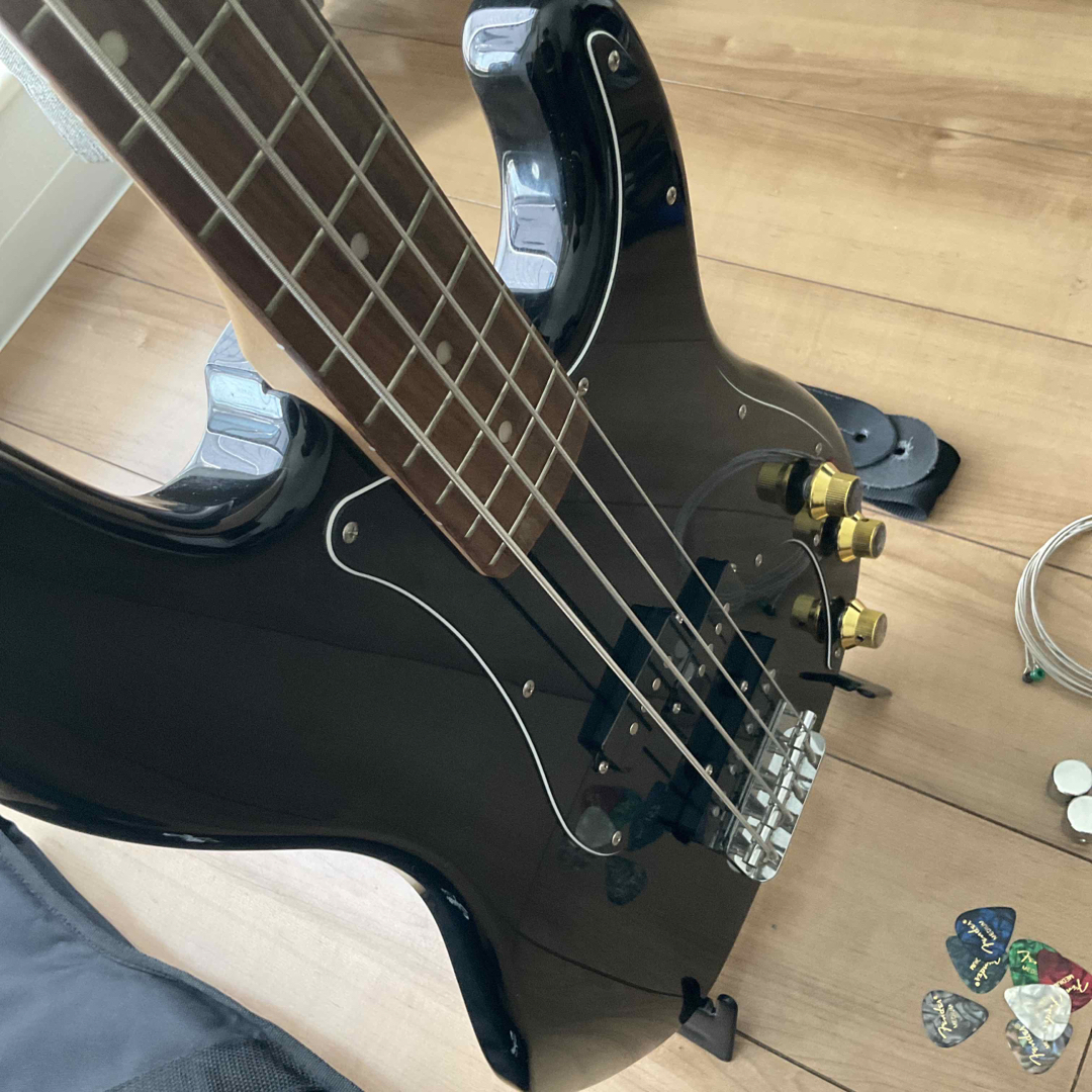 SQUIER(スクワイア)のSquier by Fender Precision Bass プレベ　ブラック 楽器のベース(エレキベース)の商品写真