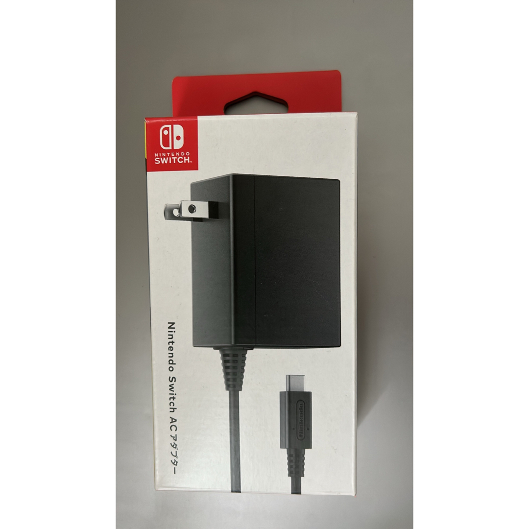 Nintendo Switch(ニンテンドースイッチ)のNintendo Switch ACアダプター　純正品　セール中‼️ エンタメ/ホビーのゲームソフト/ゲーム機本体(その他)の商品写真