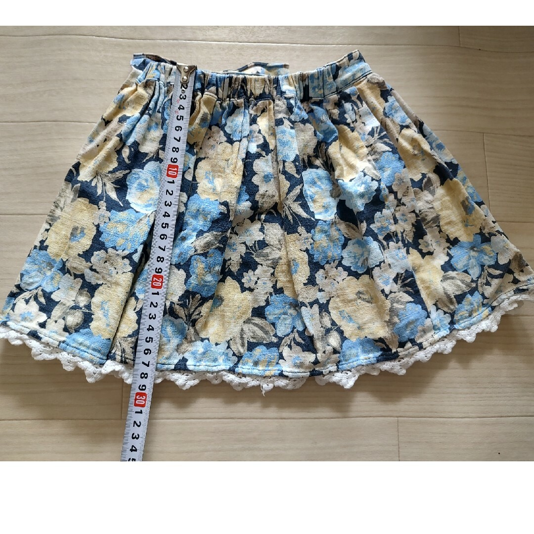 BUTTERFLY(バタフライ)のButterfly　スカート　110 キッズ/ベビー/マタニティのキッズ服女の子用(90cm~)(スカート)の商品写真