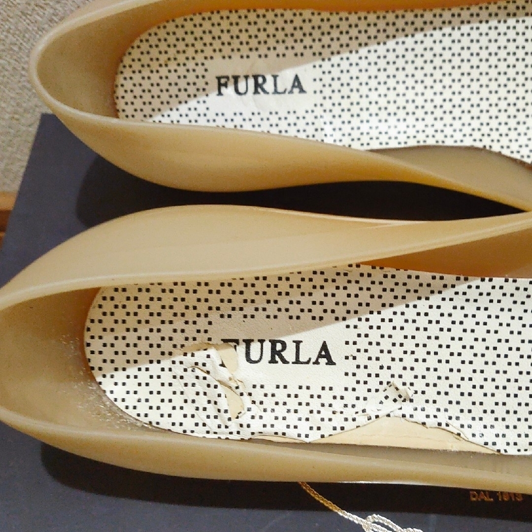 Furla(フルラ)のFURLA ラバーフラットシューズ 39 レディースの靴/シューズ(ハイヒール/パンプス)の商品写真