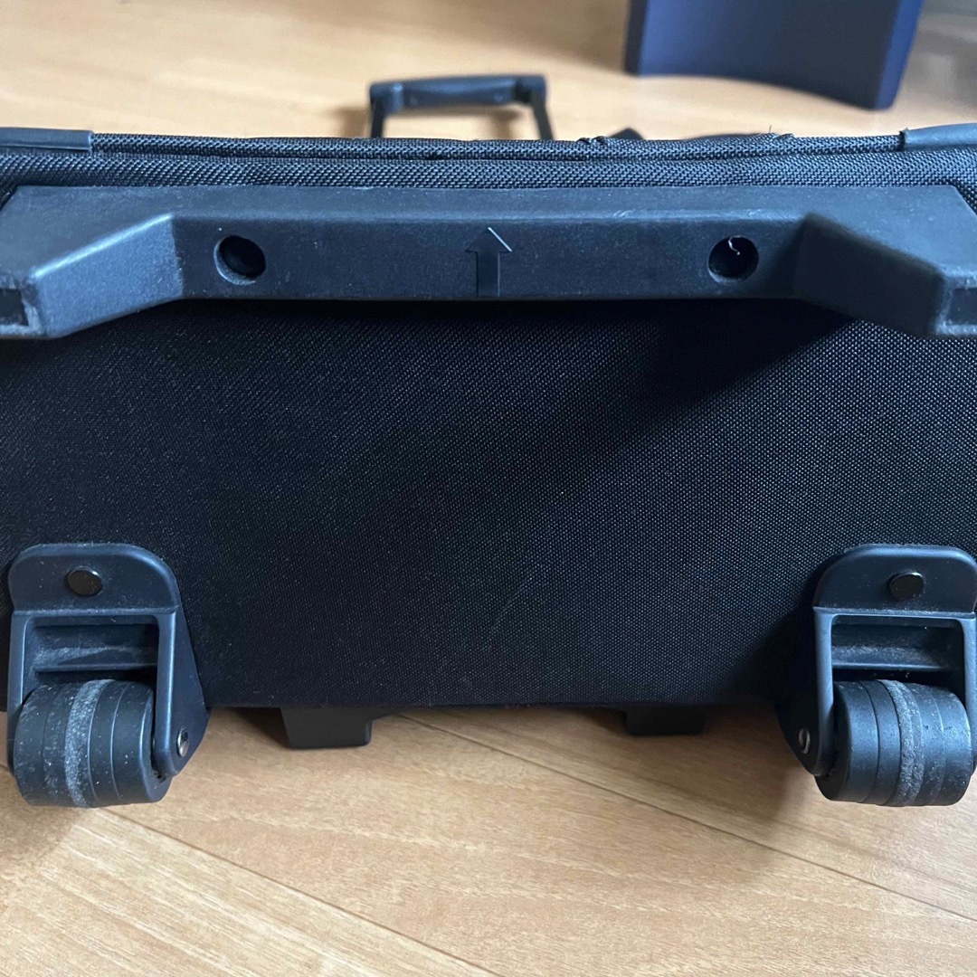 PUMA(プーマ)のプーマ　キャリーバック　ショルダー付き メンズのバッグ(トラベルバッグ/スーツケース)の商品写真