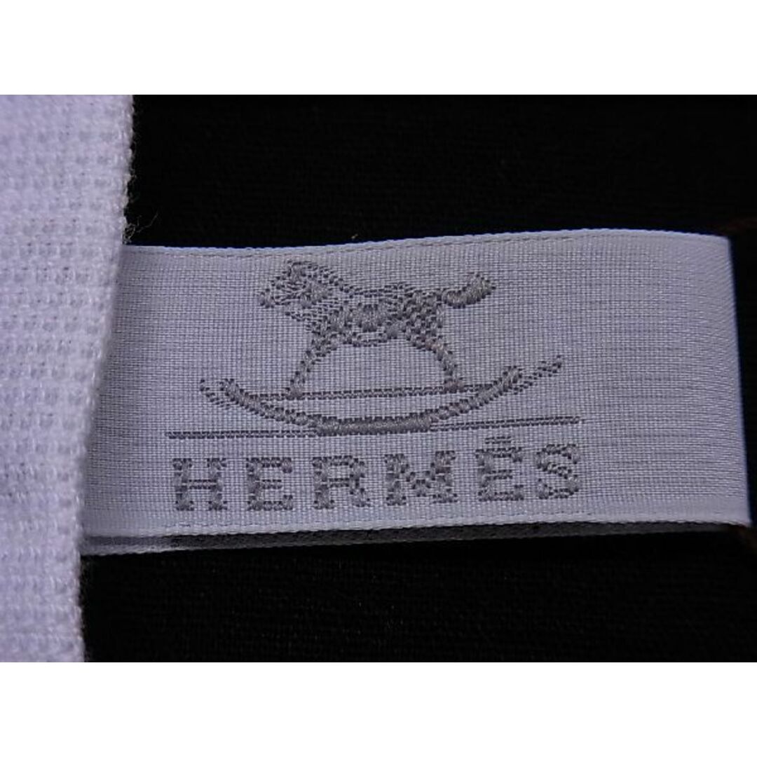 Hermes(エルメス)の■新品■未使用■ HERMES エルメス アヴァロン コットン100％ ハンドタオル レディース メンズ ライトブルー系×ホワイト系 AP6701 レディースのファッション小物(その他)の商品写真