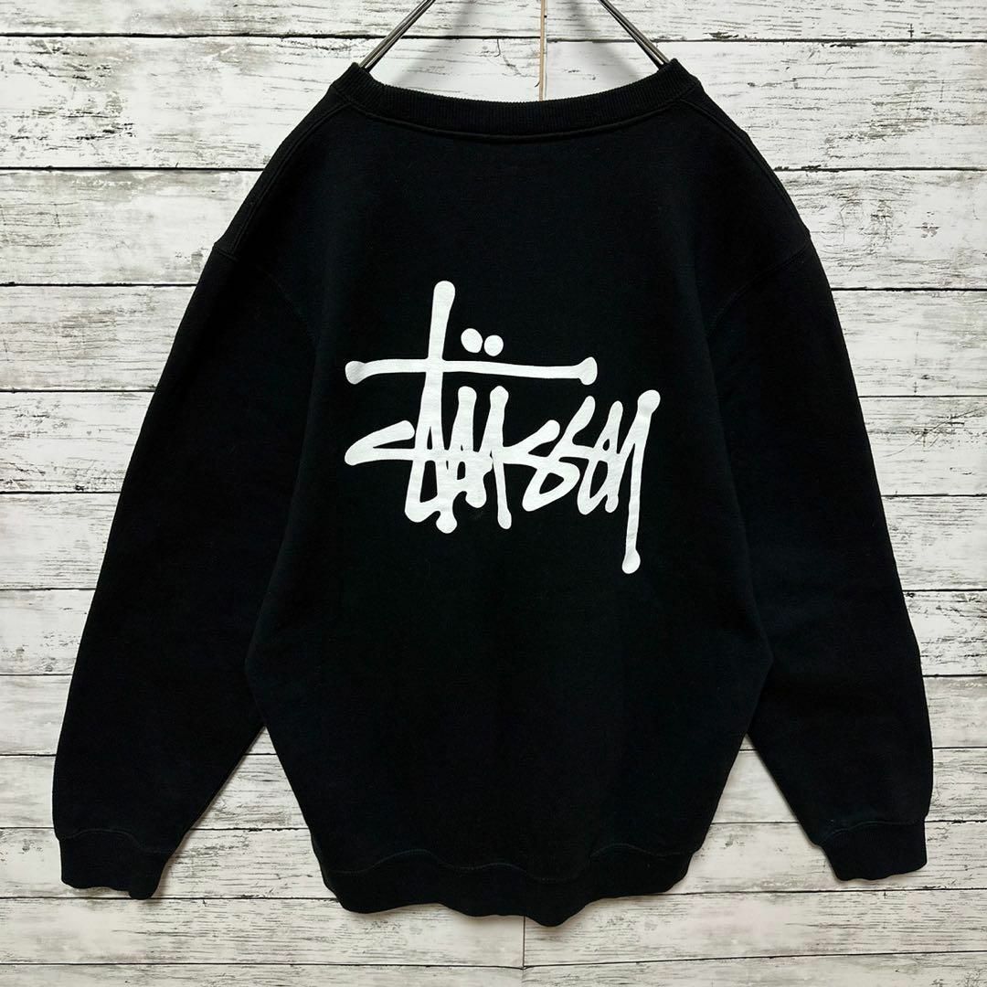 572【即完売モデル】ステューシー☆バックビッグロゴ ブラック スウェット