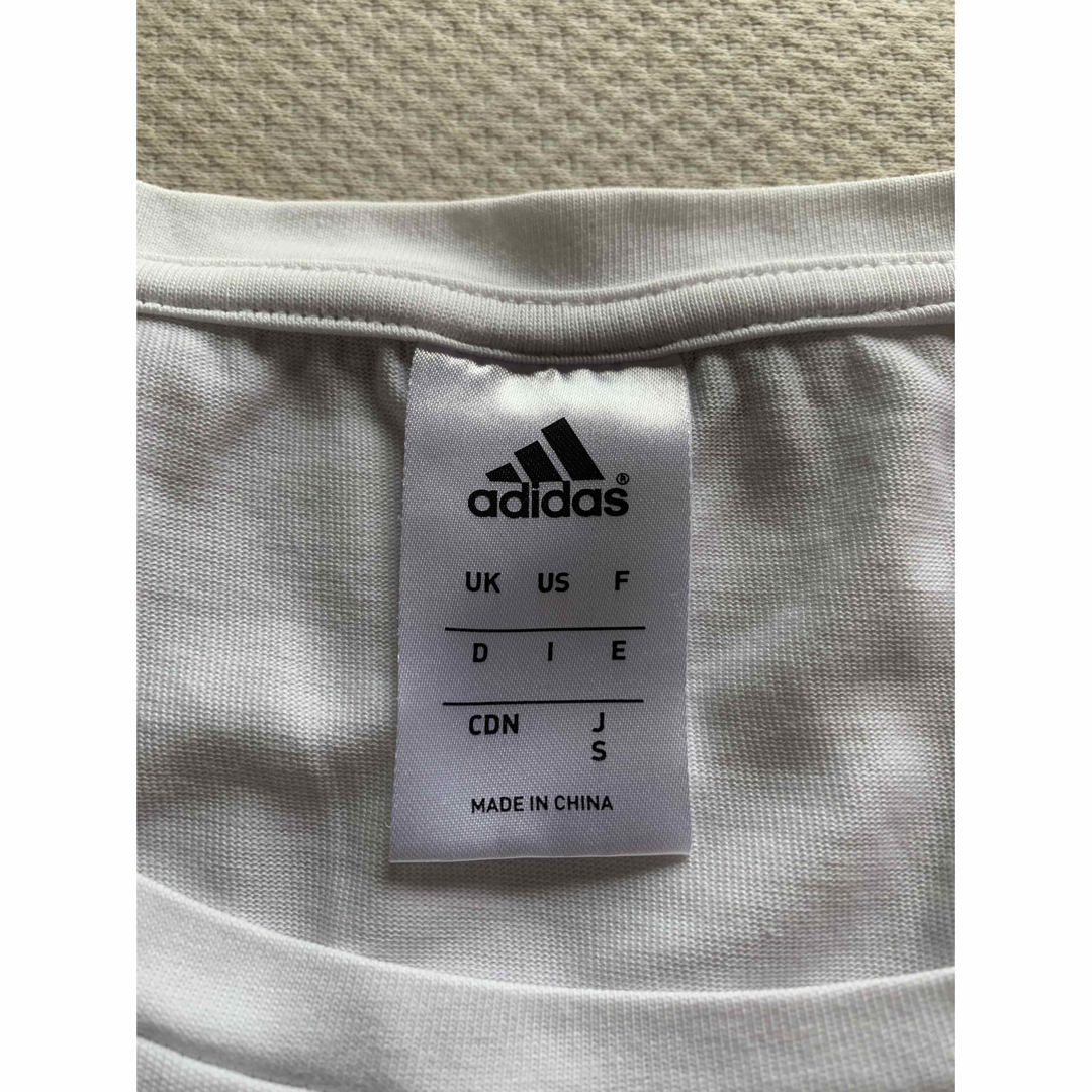 adidas(アディダス)の【adidas】レディースSサイズ　ボーダー柄　Tシャツ/ カットソー レディースのトップス(Tシャツ(半袖/袖なし))の商品写真