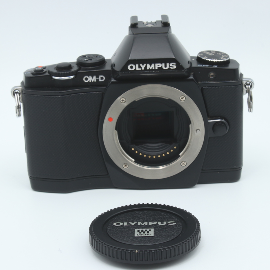 OLYMPUS(オリンパス)の【難品】OLYMPUS ミラーレス一眼 OM-D E-M5 ボディ ブラック 1605万画素 防塵 防滴 OM-D E-M5 BODY BLK スマホ/家電/カメラのカメラ(デジタル一眼)の商品写真