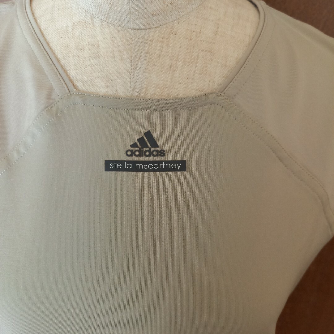 adidas by Stella McCartney(アディダスバイステラマッカートニー)のアディダスステラマッカートニー　テニスＴシャツ スポーツ/アウトドアのテニス(ウェア)の商品写真