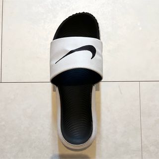 ナイキ(NIKE)のNIKE サンダル　左足　片方　ペナッシ(サンダル)