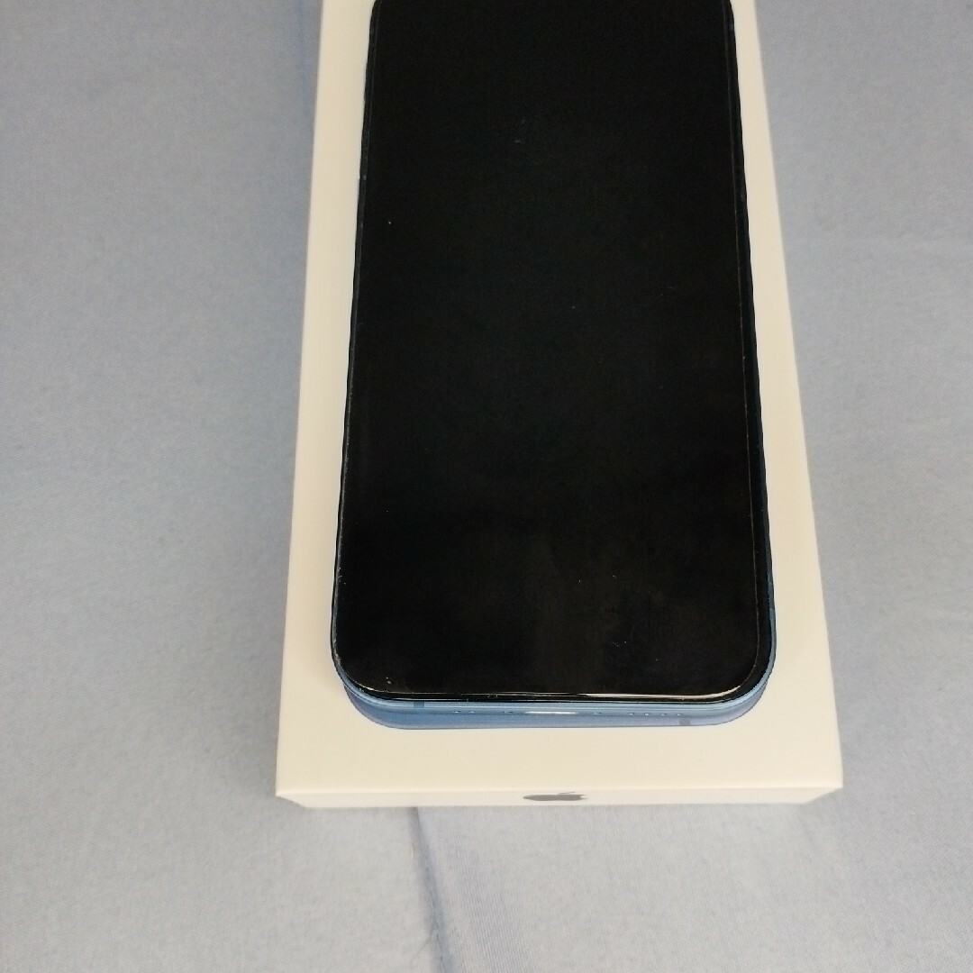 iPhone(アイフォーン)のアップル iPhone13 mini 128GB ブルー au スマホ/家電/カメラのスマートフォン/携帯電話(スマートフォン本体)の商品写真