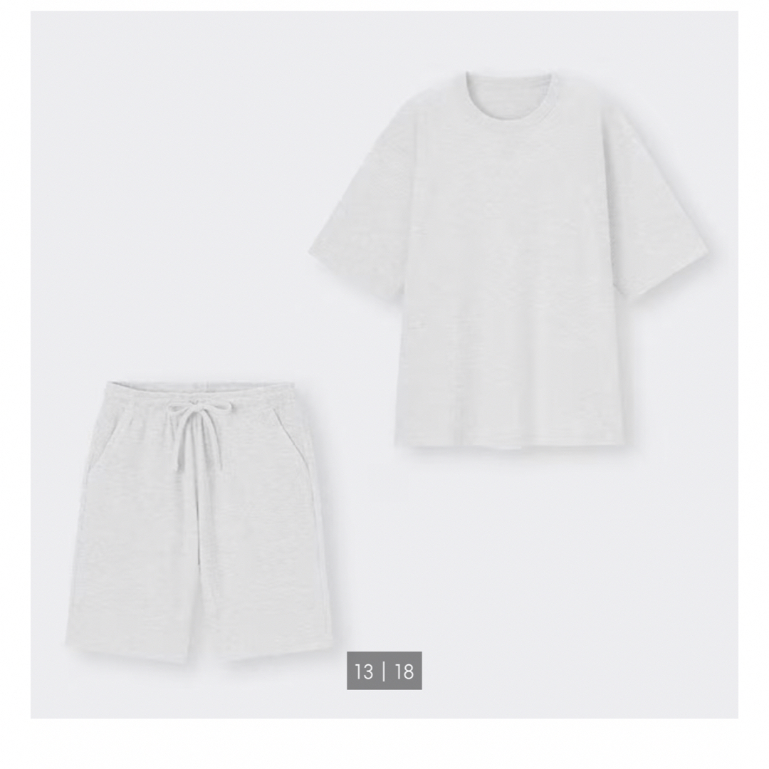 GU(ジーユー)のGUジーユーワッフルラウンジセット(半袖&ショートパンツ)ホワイト　 X X L メンズのトップス(Tシャツ/カットソー(半袖/袖なし))の商品写真