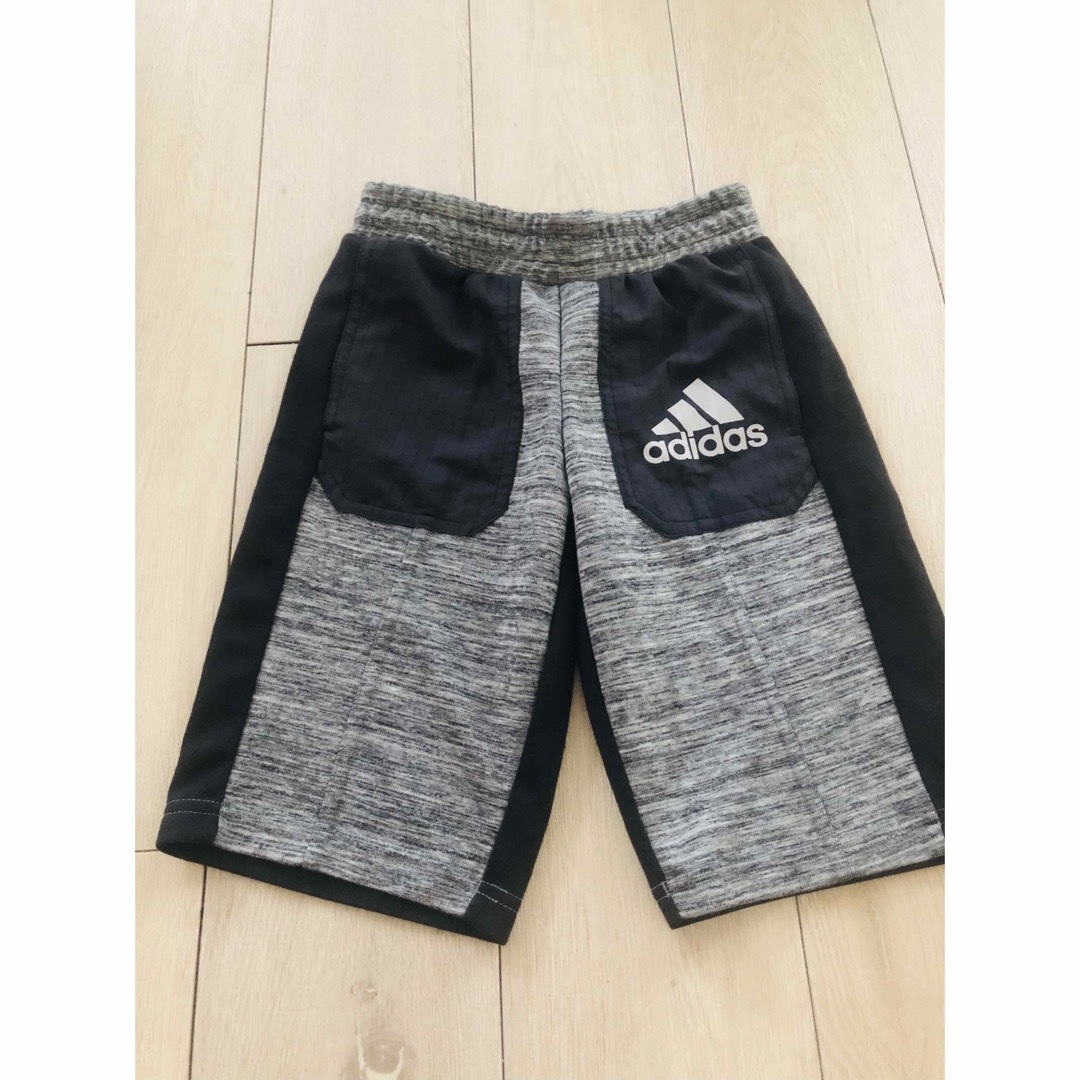 adidas(アディダス)のアディダス　パンツ キッズ/ベビー/マタニティのキッズ服男の子用(90cm~)(パンツ/スパッツ)の商品写真