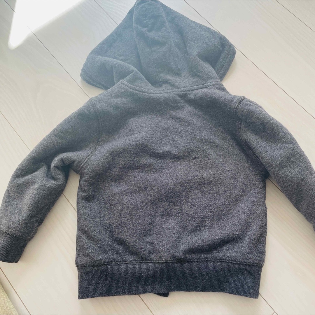 GAP(ギャップ)のGAP 100センチ もこもこ　パーカー　アウター キッズ/ベビー/マタニティのキッズ服男の子用(90cm~)(ジャケット/上着)の商品写真