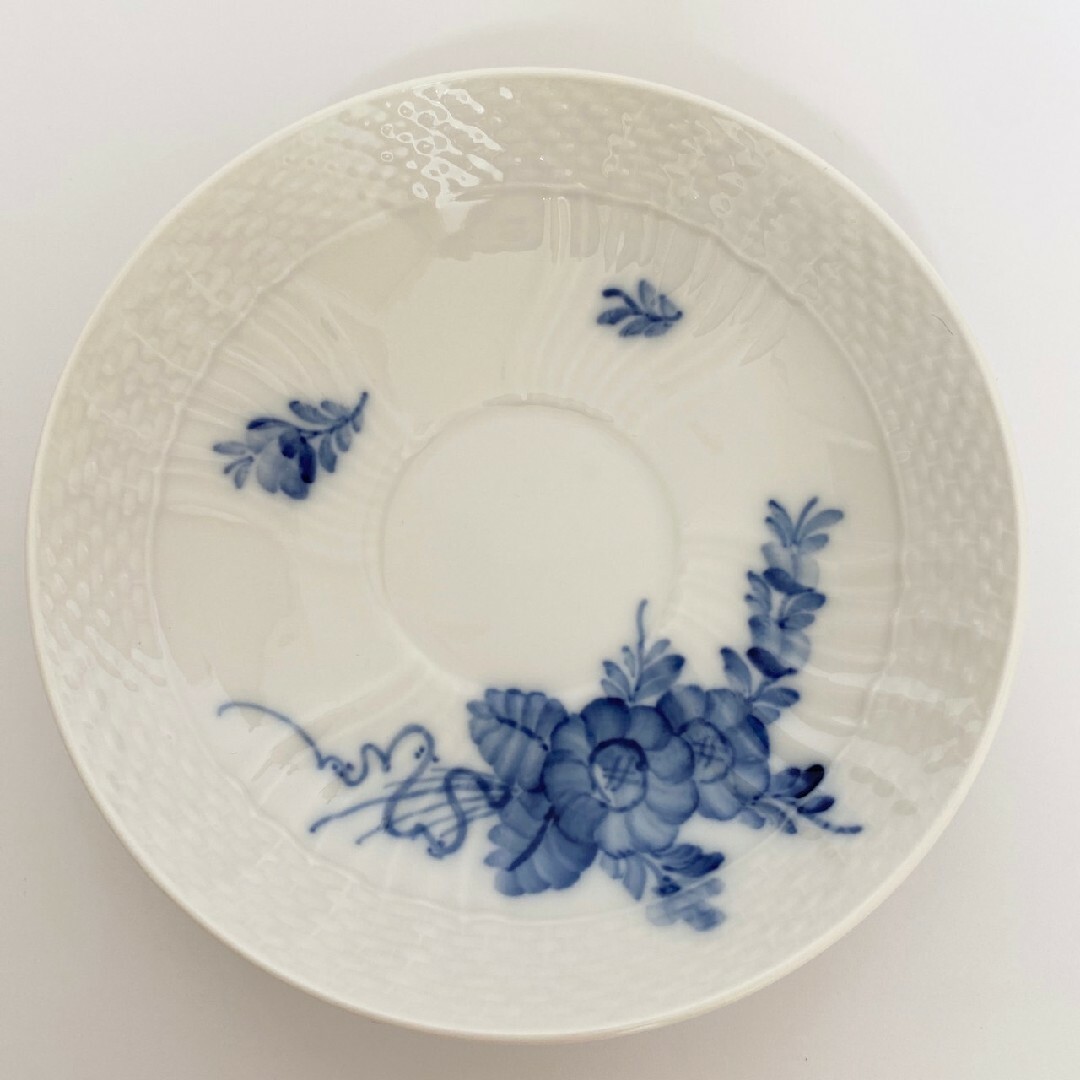 ROYAL COPENHAGEN - まりも様ご専用カーブ デミタス カップ&ソーサー1