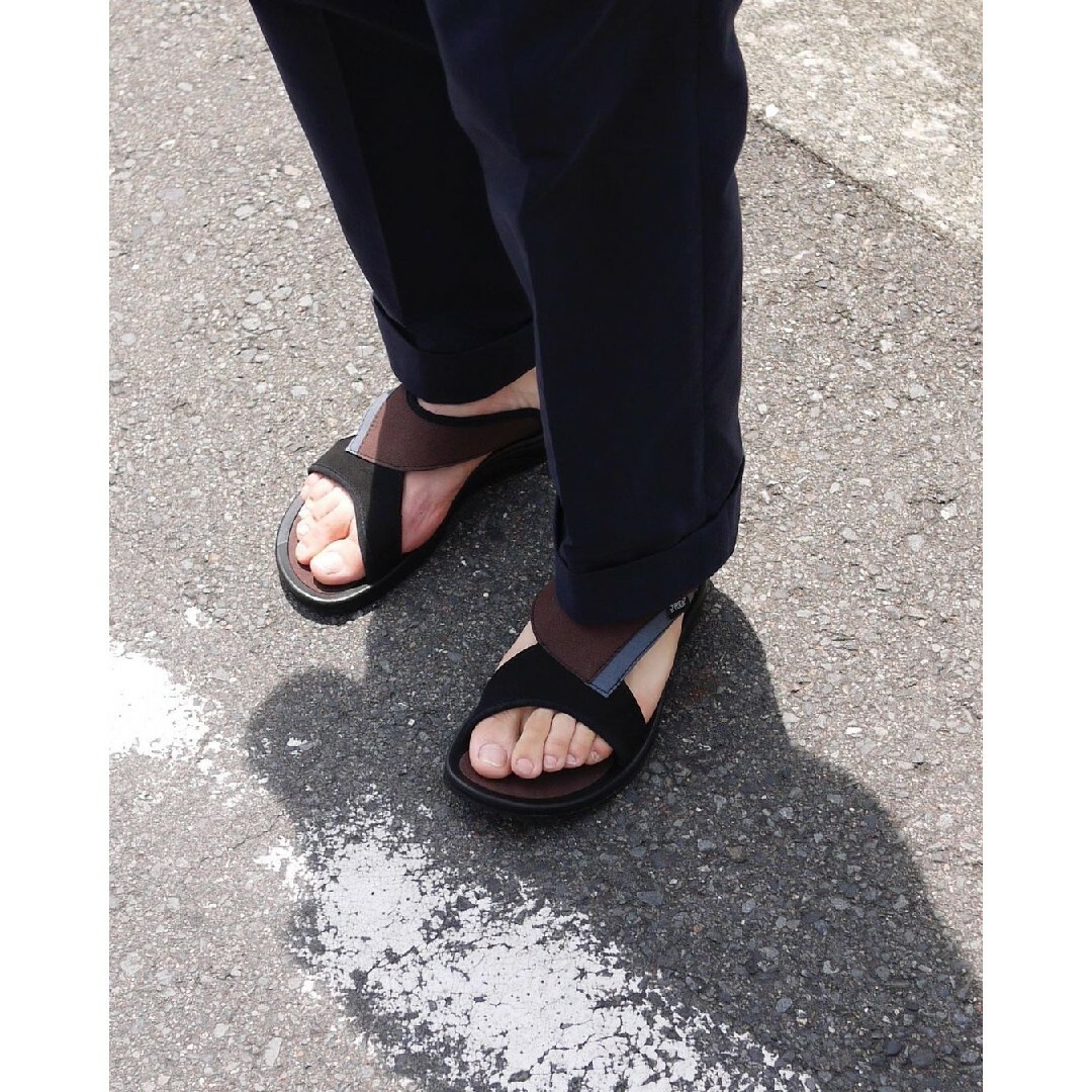 TRIOP UNI サンダル ブラウン ブラック グレー トリオプ 黒 茶色 メンズの靴/シューズ(サンダル)の商品写真