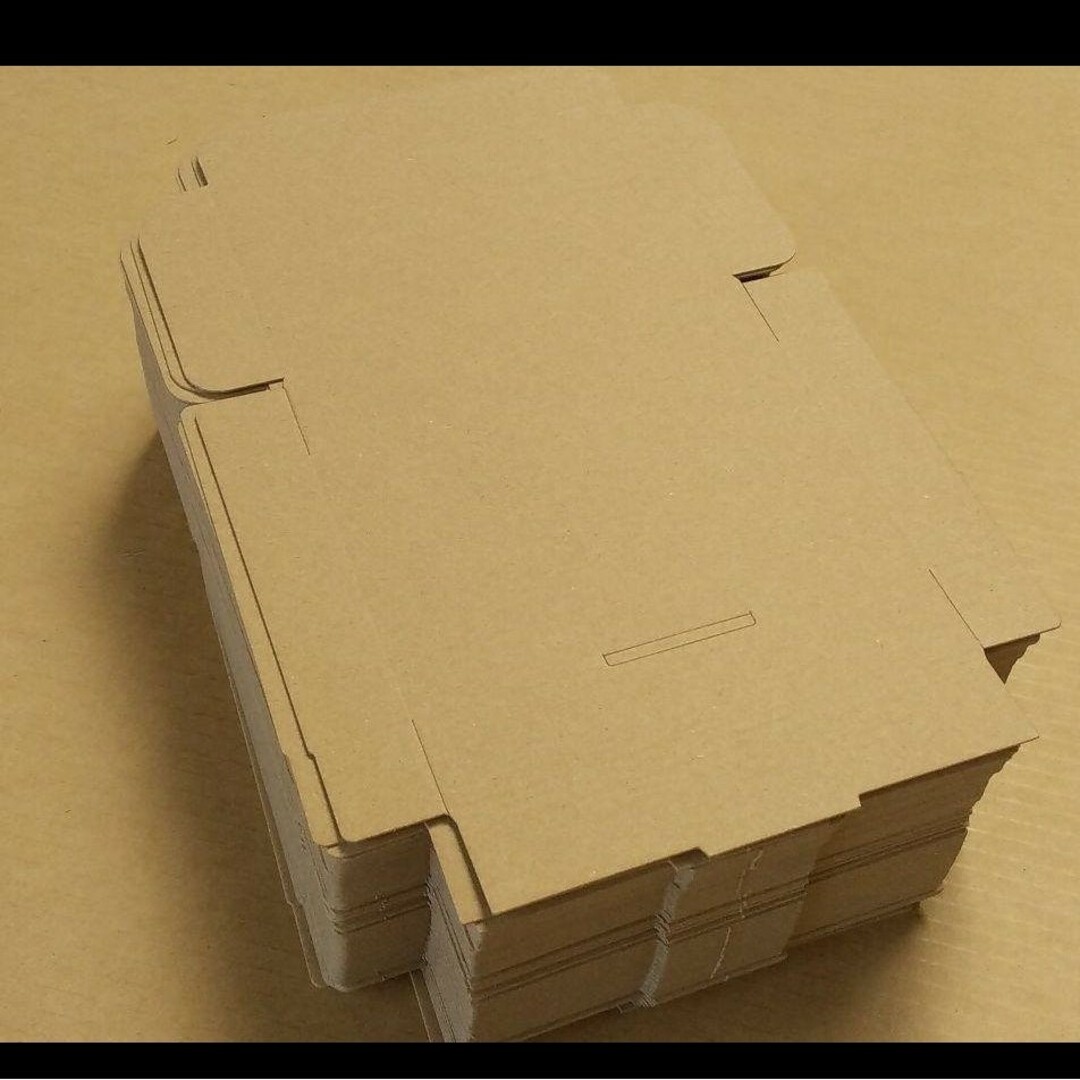 新品未使用 300枚 小型ダンボール箱 ゆうパケット 定形外郵便(規格内