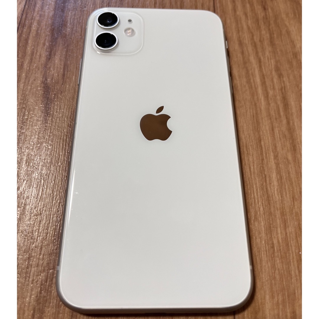 iPhone11 64GB SIMフリー　ホワイト 1