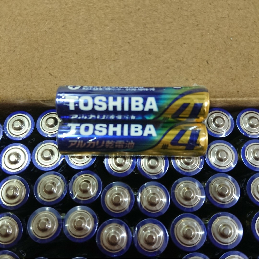 東芝(トウシバ)のセット商品 アルカリ乾電池8本 501円 単三単四 単3×4本 単4×4本 エンタメ/ホビーのエンタメ その他(その他)の商品写真