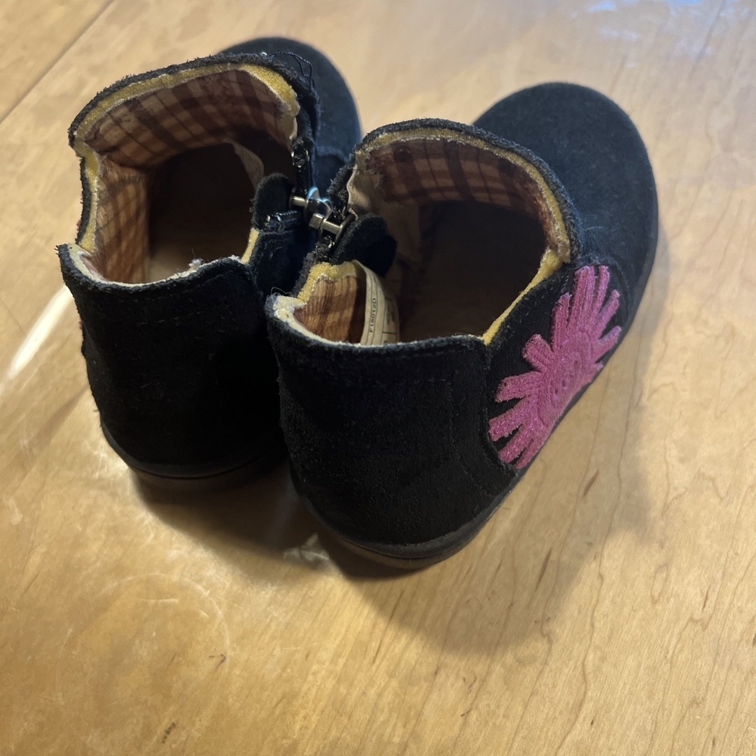 UGG(アグ)の子供用  UGG ブーツ　15㌢ キッズ/ベビー/マタニティのキッズ靴/シューズ(15cm~)(ブーツ)の商品写真