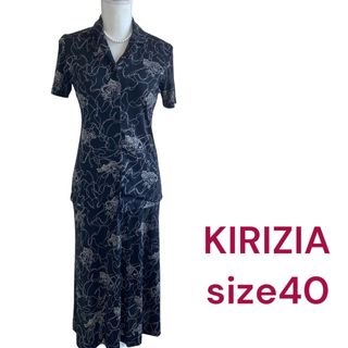 クリツィア(KRIZIA)の美品クリッツィア　クリツィア　花柄、虎柄のジャージーセットアップスーツサイズ40(ロングワンピース/マキシワンピース)