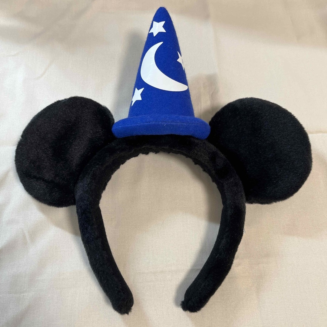 Disney(ディズニー)のミッキーカチューシャ エンタメ/ホビーのおもちゃ/ぬいぐるみ(キャラクターグッズ)の商品写真