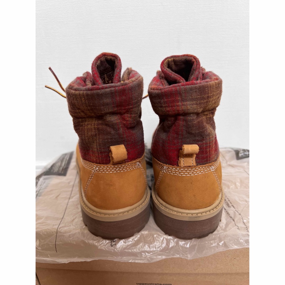 Timberland(ティンバーランド)の【ほぼ未使用】ティンバーランド　ブーツ　24cm レディースの靴/シューズ(ブーツ)の商品写真