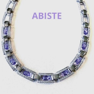 アビステ(ABISTE)の美品　ABISTE アビステ　チョーカーネックレス　シルバーカラー×パープル(ネックレス)