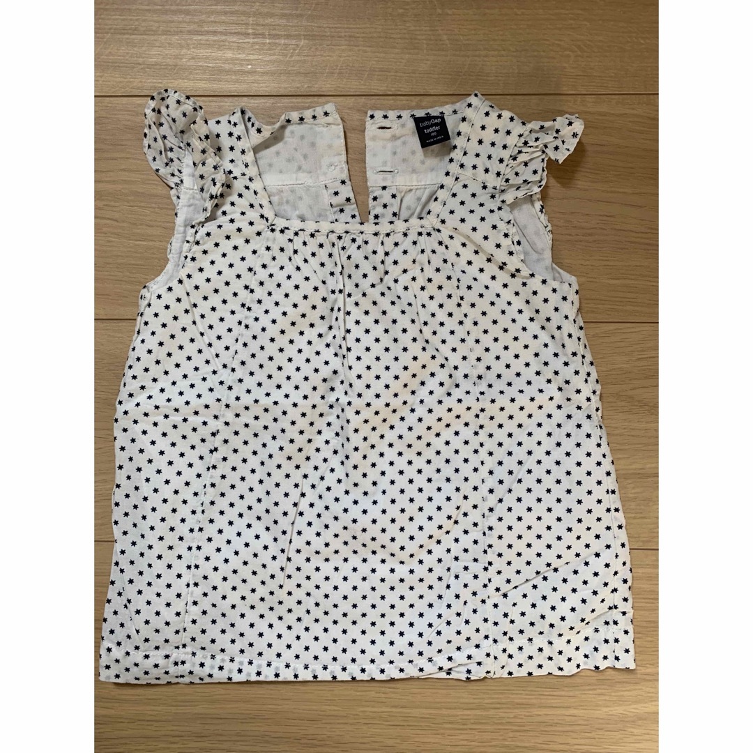 babyGAP(ベビーギャップ)のbaby gap トップス　100cm キッズ/ベビー/マタニティのキッズ服女の子用(90cm~)(Tシャツ/カットソー)の商品写真