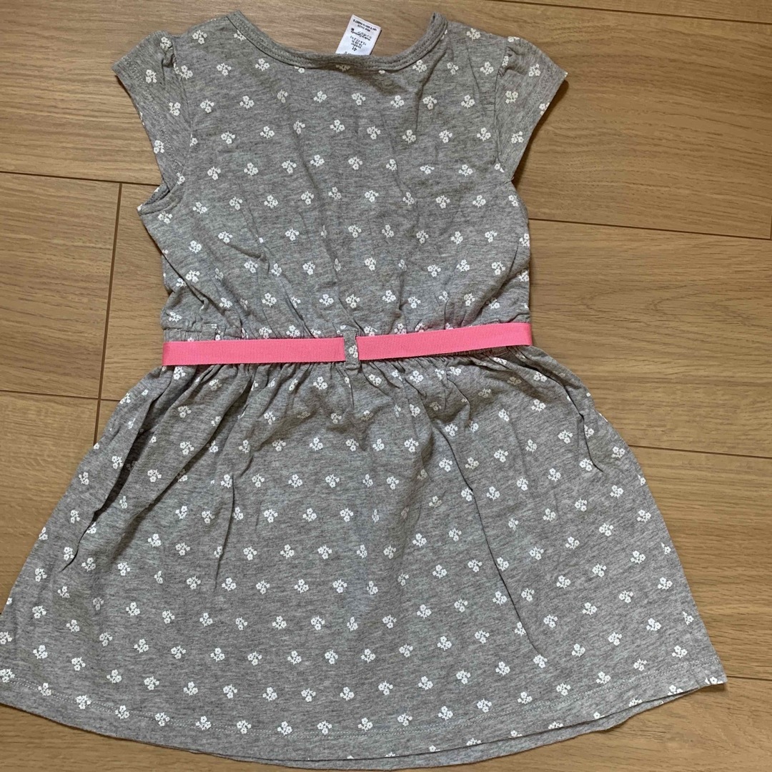 carter's(カーターズ)のワンピース　100cm キッズ/ベビー/マタニティのキッズ服女の子用(90cm~)(ワンピース)の商品写真