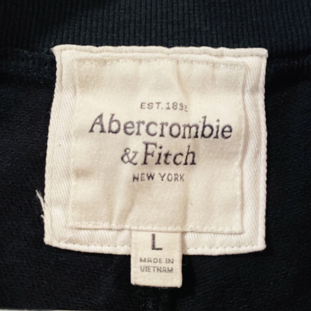 Abercrombie&Fitch(アバクロンビーアンドフィッチ)のAbercrombie&Fitch アバクロ スウェットハーフパンツ 新品未使用 メンズのパンツ(ショートパンツ)の商品写真