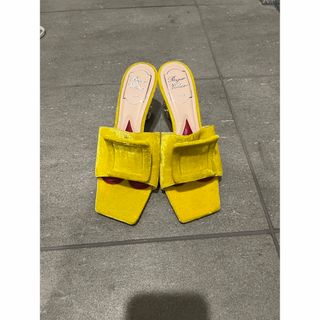 ロジェヴィヴィエ(ROGER VIVIER)の値下可 Roger Vivier ロジェヴィヴィエ キューブストラス ベルベット(ハイヒール/パンプス)