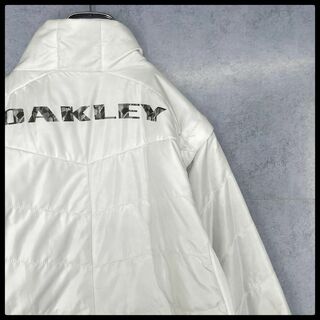 オークリー(Oakley)のオークリー　2way　ベスト切替　ビッグロゴ　中綿ダウンジャケット　ホワイト　Ｌ(ダウンジャケット)