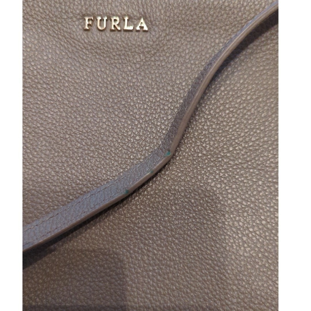 Furla(フルラ)のFURLA バッグ　クラッチ　ショルダーバッグ　シンプル　グレー レディースのバッグ(ショルダーバッグ)の商品写真