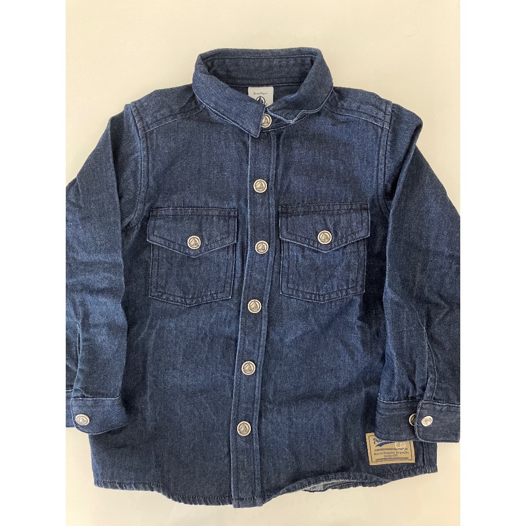 PETIT BATEAU(プチバトー)のMINAMI様　2点おまとめ購入⭐︎petitbateau シャツ キッズ/ベビー/マタニティのキッズ服男の子用(90cm~)(ブラウス)の商品写真