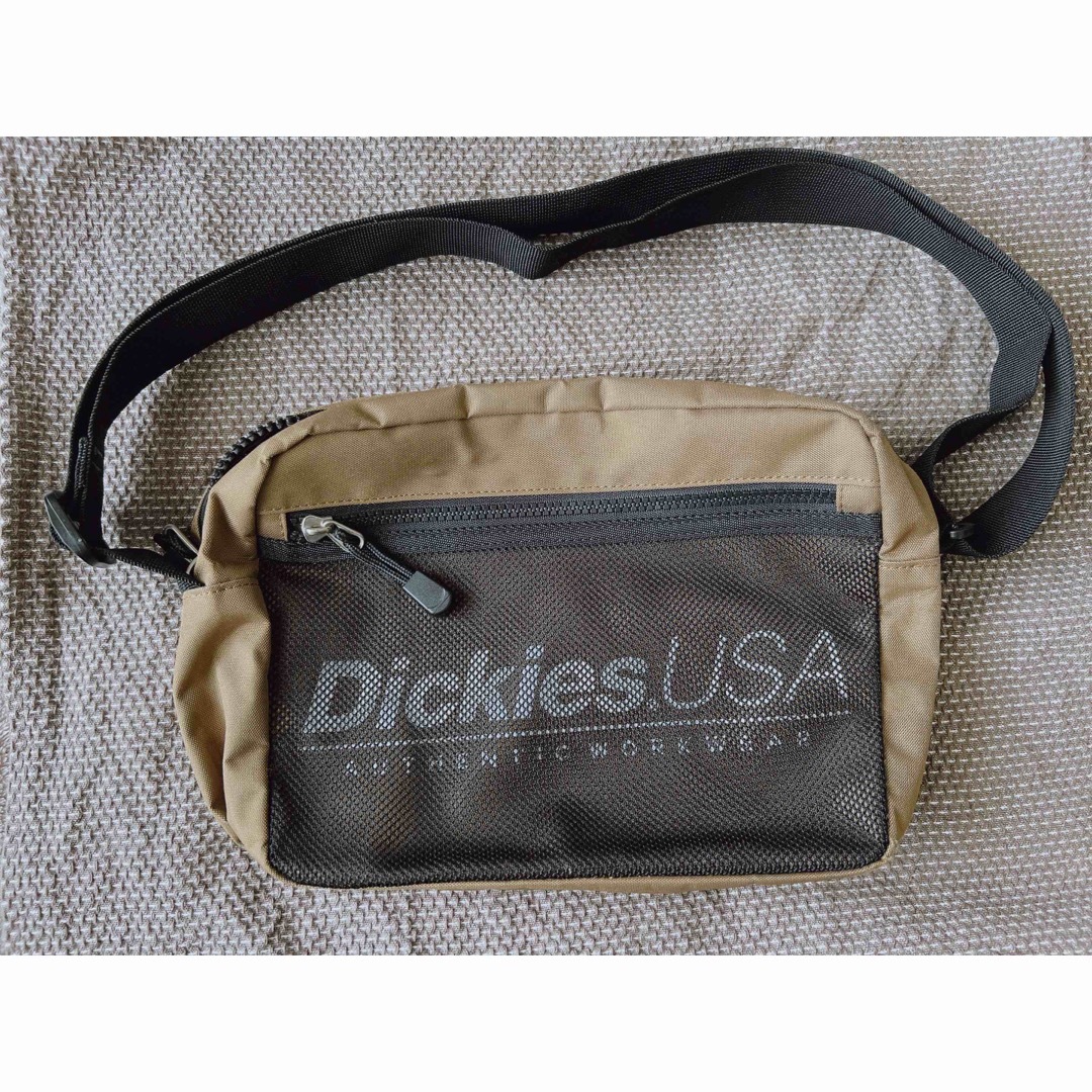 Dickies(ディッキーズ)のDickies ディッキーズ ショルダーバック サコッシュ レディースのバッグ(ショルダーバッグ)の商品写真