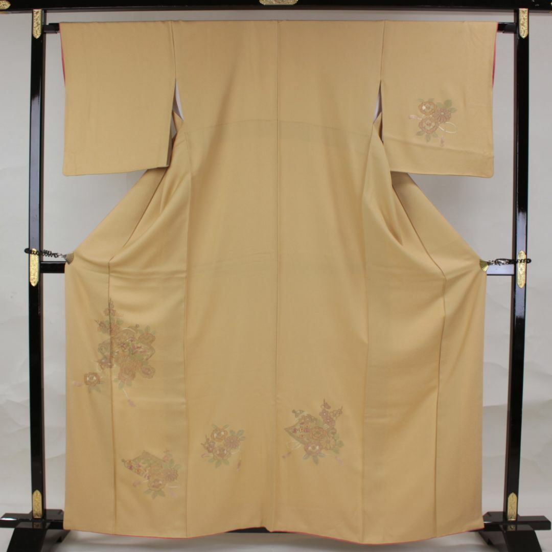 AB5825 訪問着 165㎝ 薄ベージュ系 蘇州汕頭手刺繍 AB5825 訪問着 165㎝ 薄ベージュ系 蘇州汕頭手刺繍