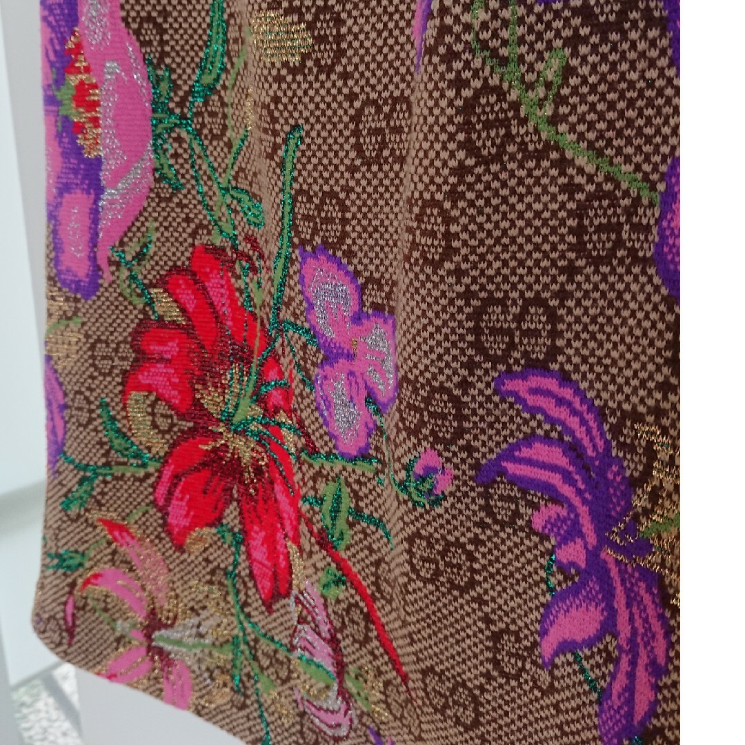 Gucci(グッチ)の専用GUCCI花柄スカート レディースのスカート(ひざ丈スカート)の商品写真