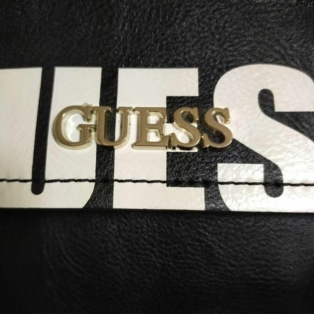 GUESS(ゲス)のJeany様専用【GUESS】ゲスショルダーバッグ　バッグ レディースのバッグ(ショルダーバッグ)の商品写真