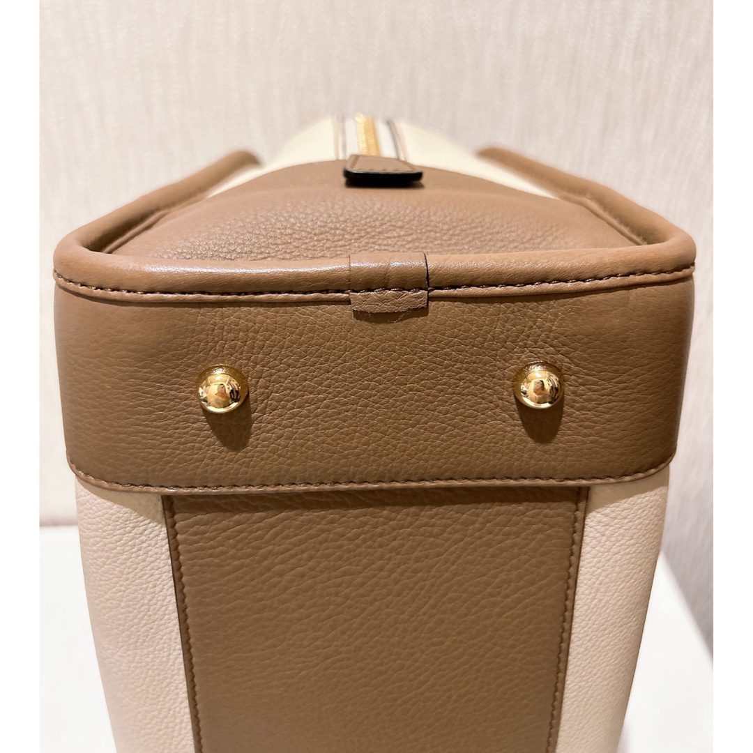 LOEWE - LOEWE ロエベ アマソナ28 トリコロールの通販 by あー LOEWE - LOEWE ロエベ アマソナ28 トリコロールの通販 by あー