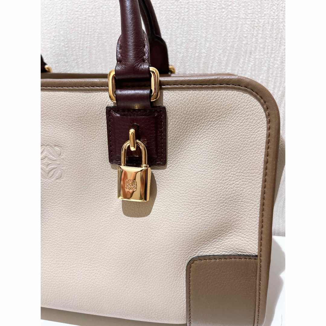 LOEWE(ロエベ)のLOEWE ロエベ アマソナ28　トリコロール レディースのバッグ(トートバッグ)の商品写真