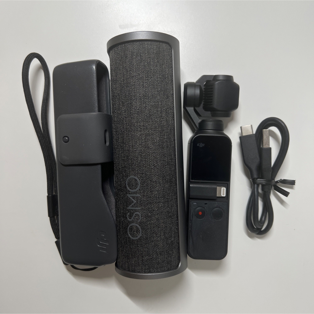 高価値セリー DJI OSMO POCKET １代 ビデオカメラ