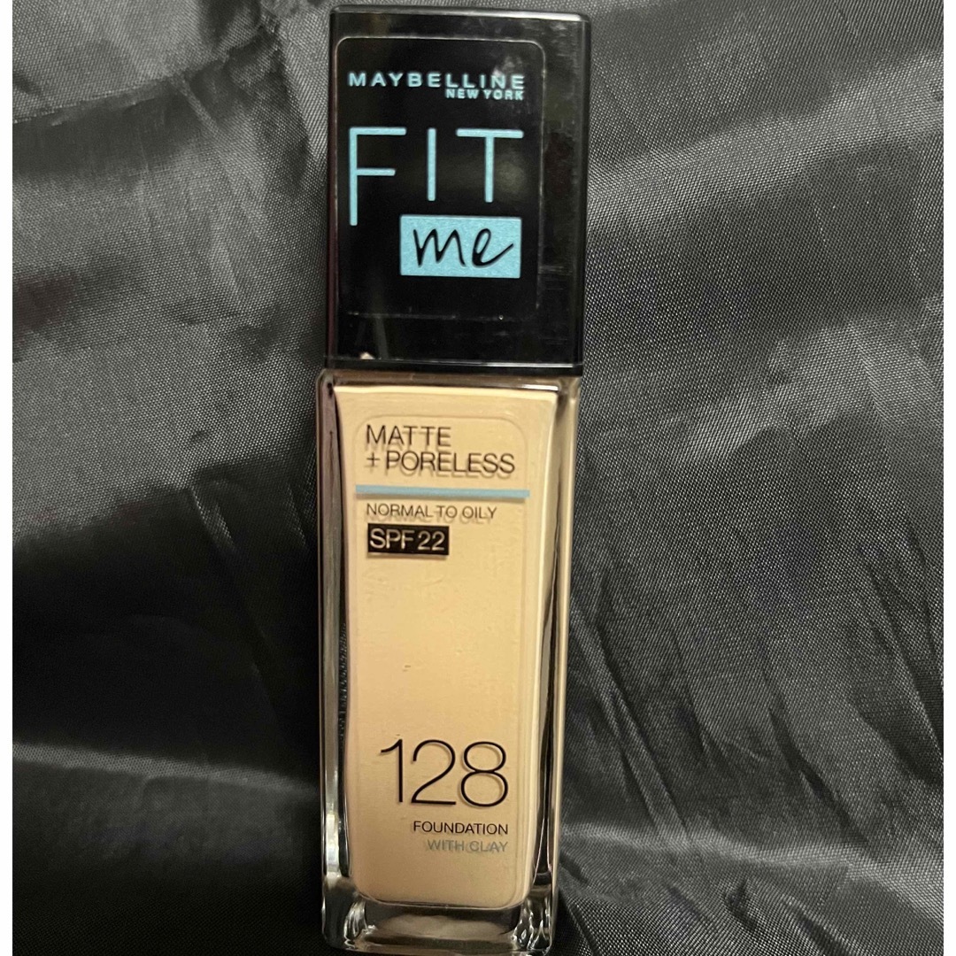 MAYBELLINE(メイベリン)のメイベリン フィットミー リキッドファンデ R128 コスメ/美容のベースメイク/化粧品(ファンデーション)の商品写真