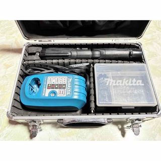 マキタ(Makita)のマキタ バッテリー2個 充電 ペンインパクト ドライバー TD021D 7.2v(その他)