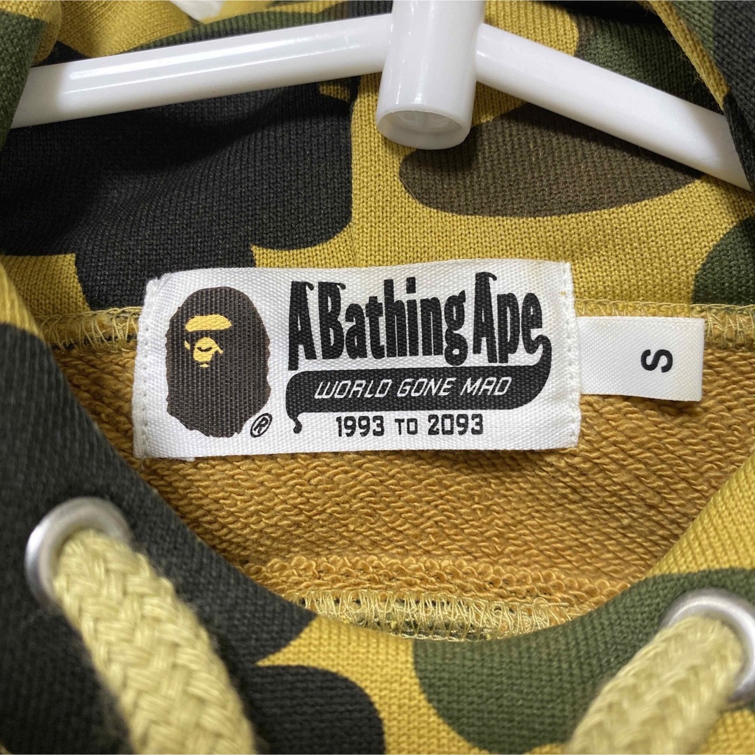 A Bathing Ape アベイシングエイプ　パーカー　Sサイズ