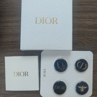 ディオール(Christian Dior) ブローチ/コサージュの通販 500点以上