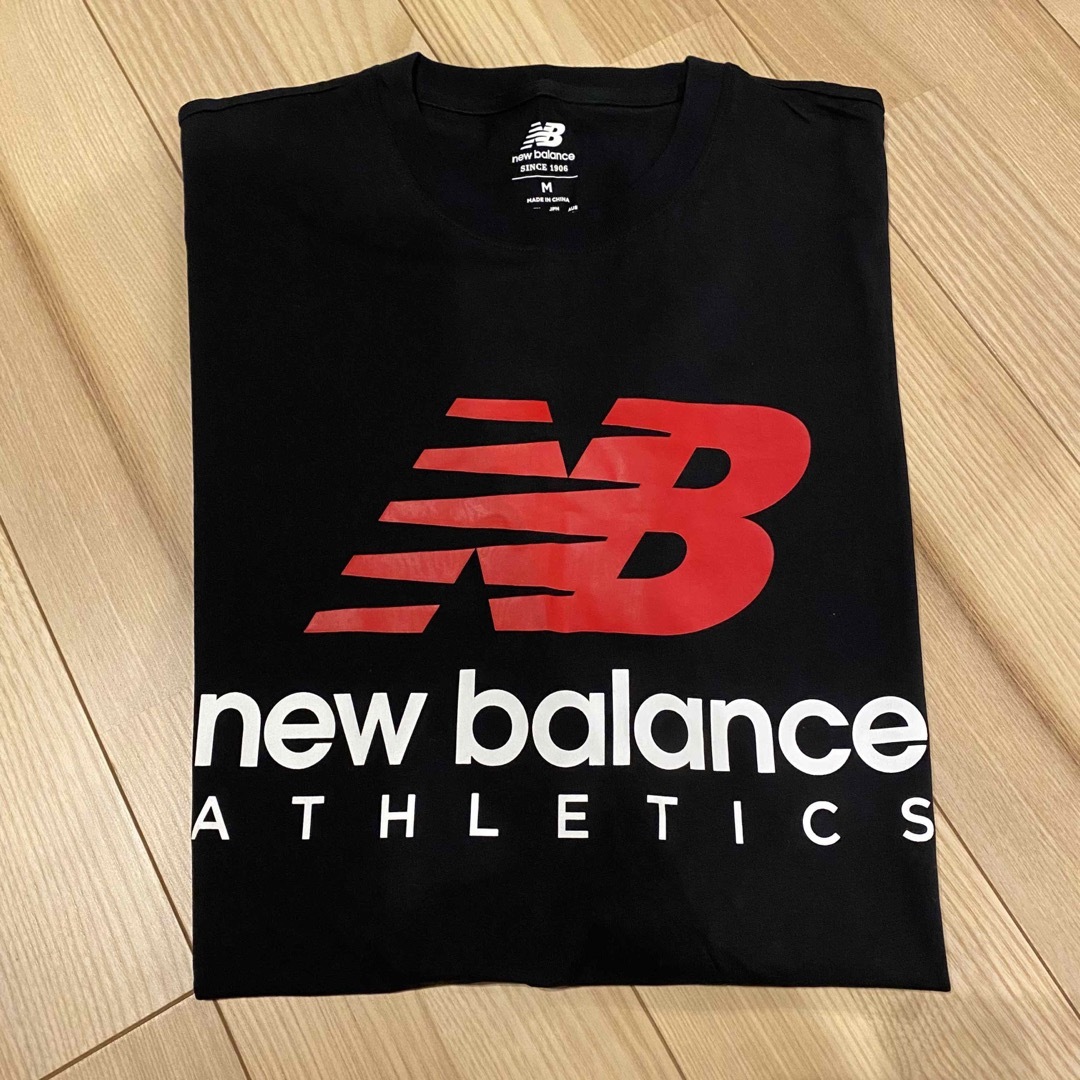 New Balance(ニューバランス)のNew Balance オーバーサイズ BIG Tシャツ レディースのトップス(Tシャツ(半袖/袖なし))の商品写真