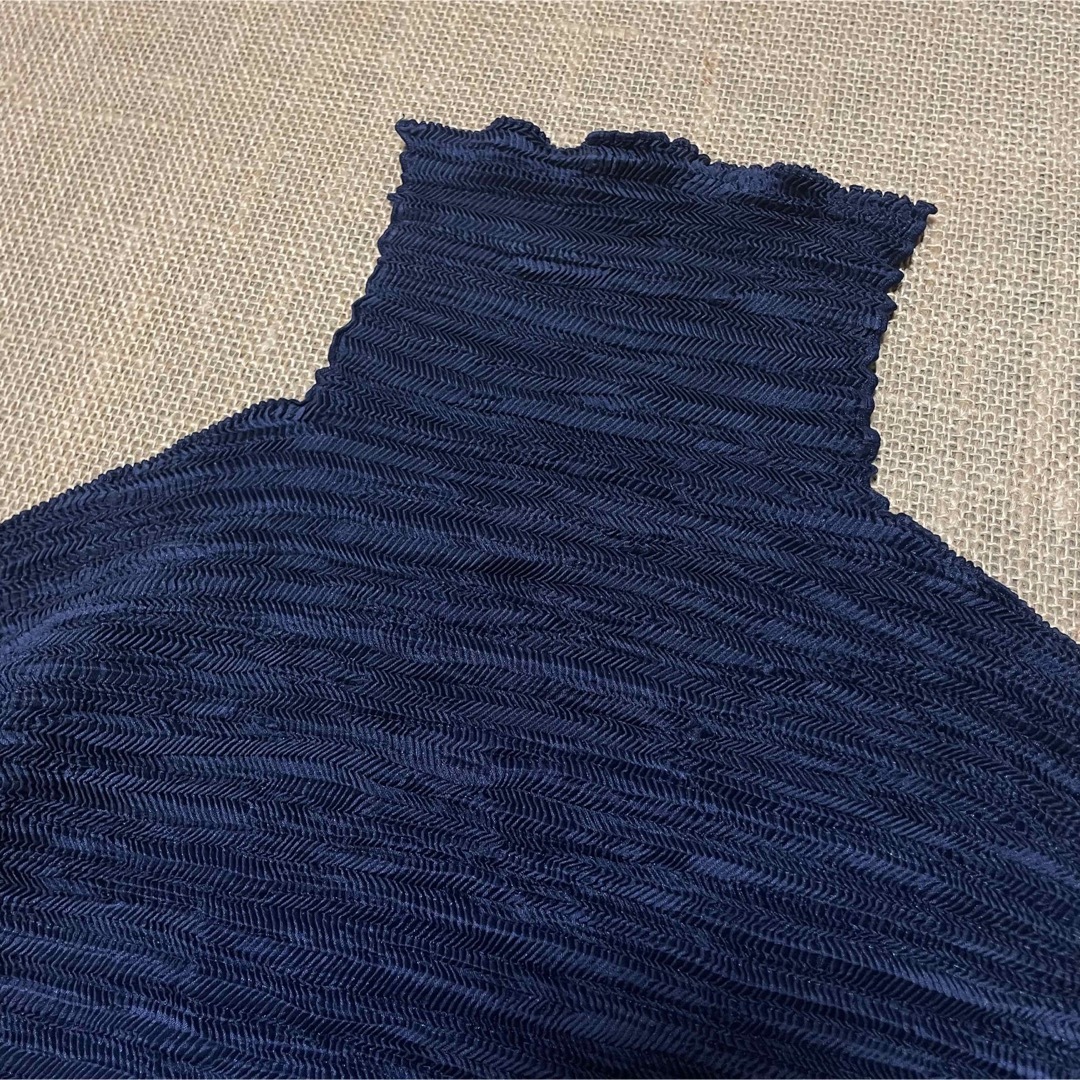 Yukiko Hanai - 極美品 ユキコハナイ ハイネック プリーツ カットソー
