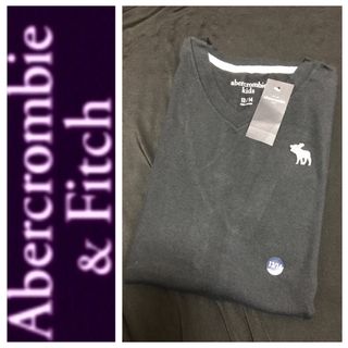 アバクロンビーアンドフィッチ(Abercrombie&Fitch)のXS◎新品正規品◎アバクロ◎VネックTシャツ ◎送料込(Tシャツ/カットソー(半袖/袖なし))