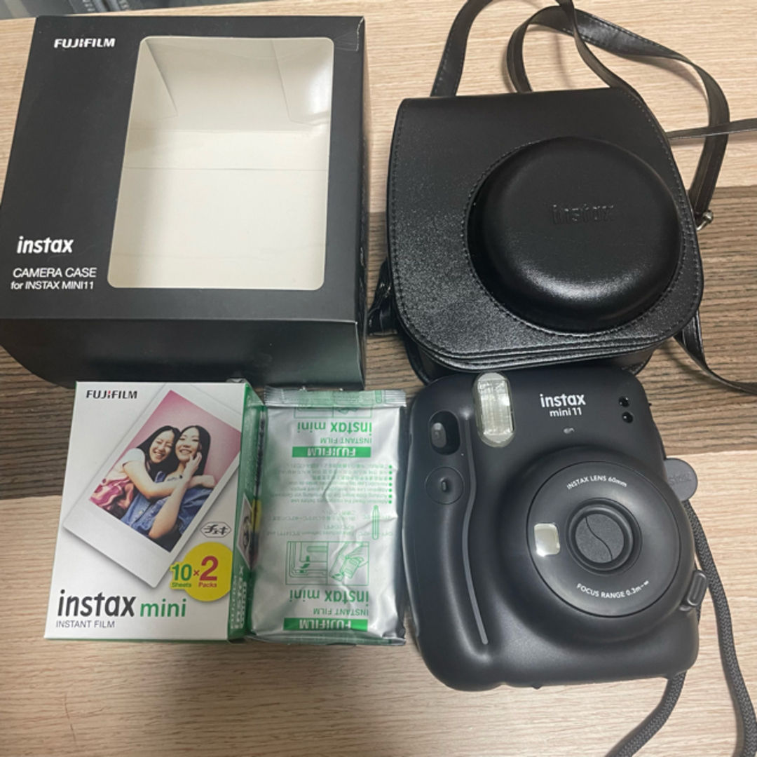 チェキ INSTAX MINI11 - フィルムカメラ